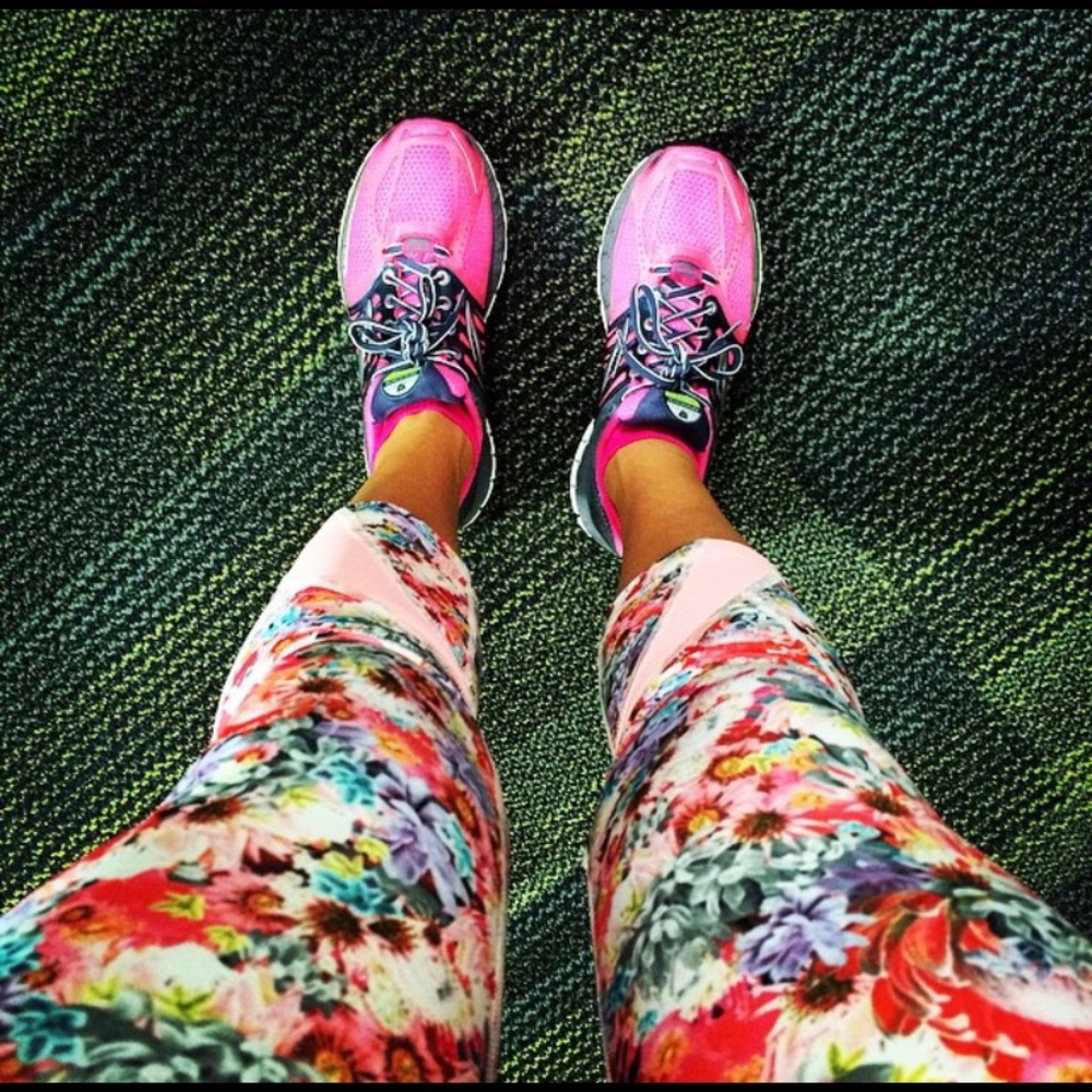 Lululemon Inspire Crop